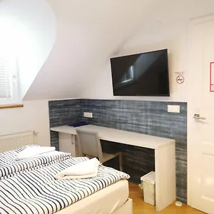 https://h2o-hostel.hotels-in-ljubljana.com